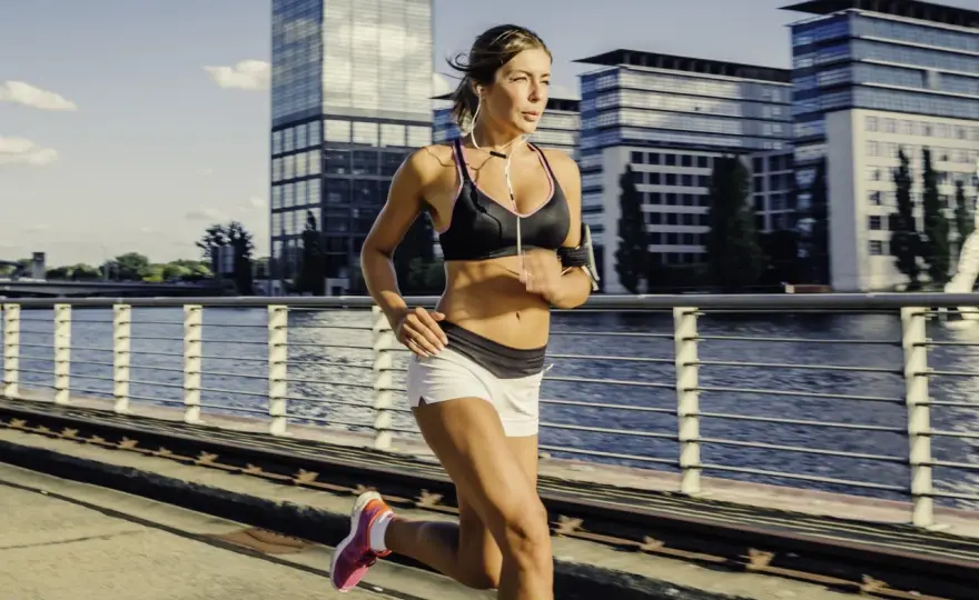Beste Trainingszeit fürs Laufen - morgens oder abends?