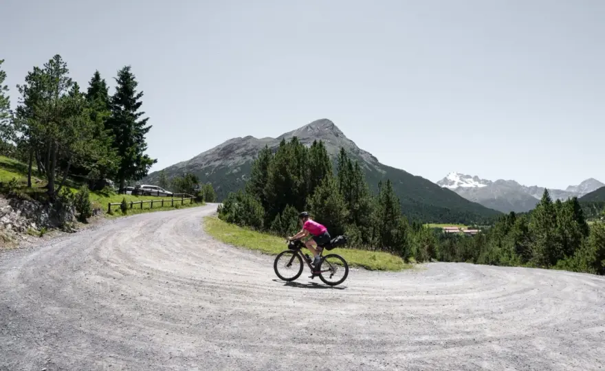 Gravel-Tour planen - Route, Reifen und Technik für Schotterwege