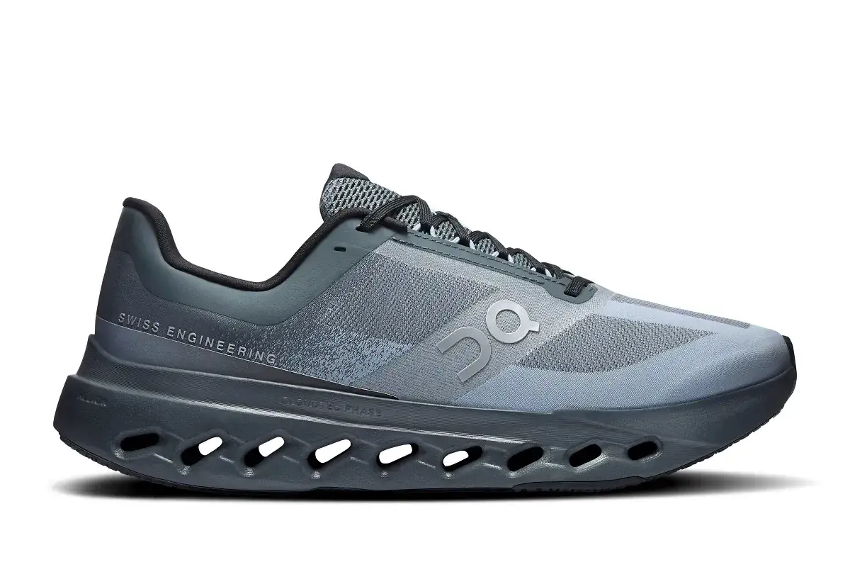 Grauer Laufschuh mit 